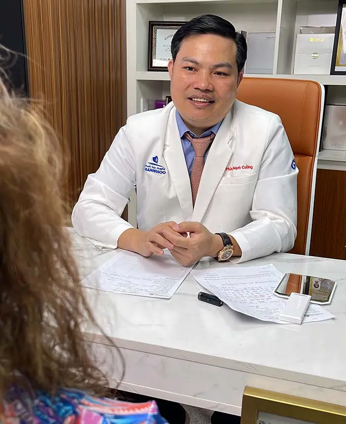 Thăm khám trực tiếp với bs hơn 15 năm kinh nghiệm